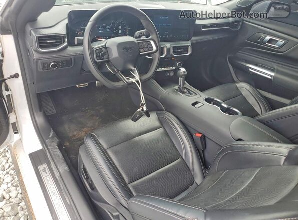 1FA6P8CF7S5409614 2025 FORD MUSTANG Белый Вид панели приборов