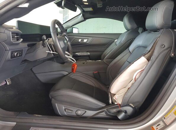 1FA6P8CF7S5417891 2025 FORD MUSTANG Silver Widok wnętrza z przodu