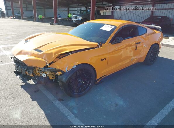 1FA6P8CF8K5115459 2019 FORD MUSTANG Оранжевый Передняя левая четверть