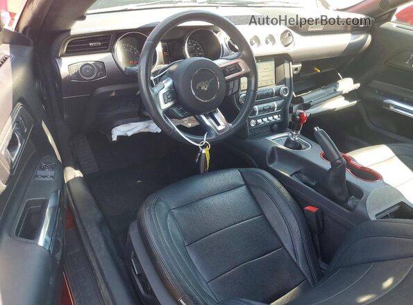 1FA6P8CF8K5169795 2019 FORD MUSTANG Red Vista del salpicadero