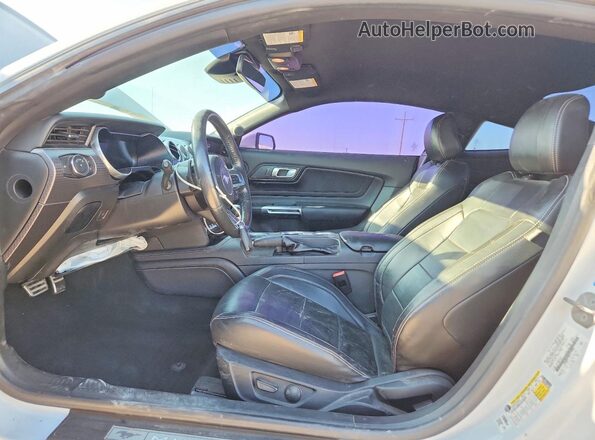 1FA6P8CF8N5119936 2022 FORD MUSTANG White Vista interior delantera