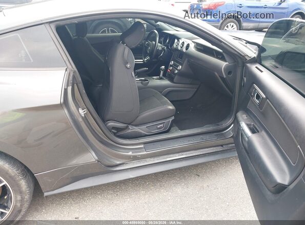 1FA6P8CF9K5198836 2019 FORD MUSTANG Gray წინა სალონის ხედი