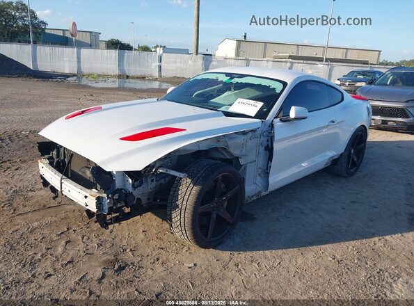 1FA6P8CFXH5212686 2017 FORD MUSTANG White წინა მარცხენა ხედი სამი მეოთხედიდან