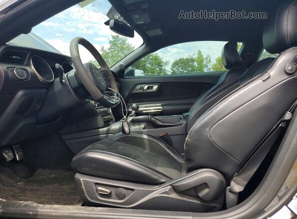 1FA6P8JZXG5525930 2016 FORD MUSTANG Charcoal Front interior view
