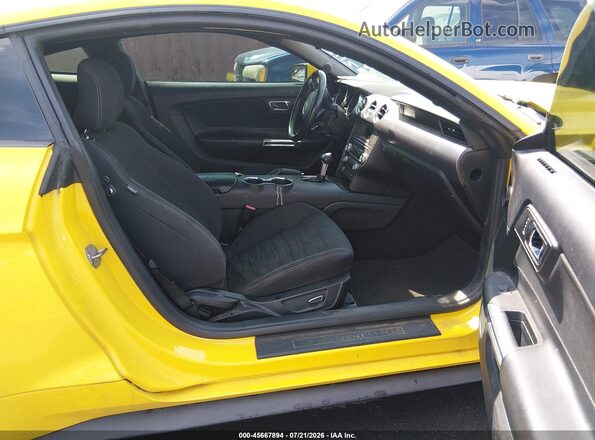 1FA6P8TH1G5211684 2016 FORD MUSTANG Yellow წინა სალონის ხედი