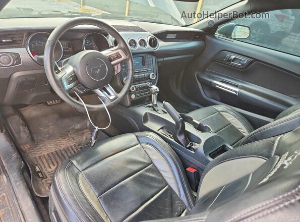1FA6P8TH1G5255801 2016 FORD MUSTANG Black Widok deski rozdzielczej