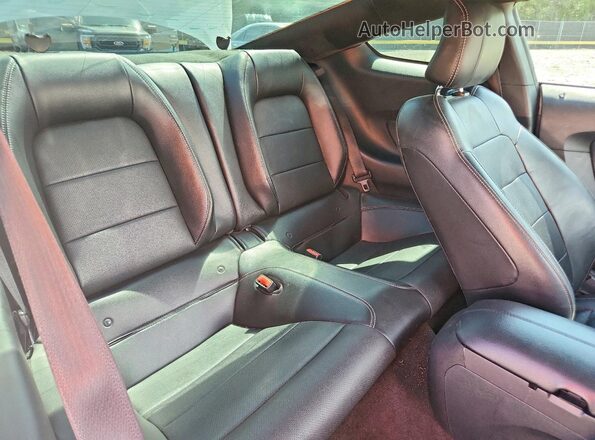 1FA6P8TH1H5310703 2017 FORD MUSTANG Белый Вид задних сидений