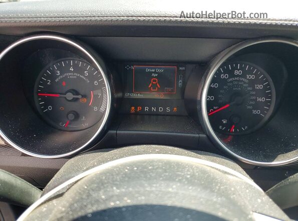 1FA6P8TH1J5102326 2018 FORD MUSTANG Черный Вид щитка приборов