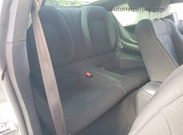 1FA6P8TH1K5142150 2019 FORD MUSTANG Серебряный Вид задних сидений