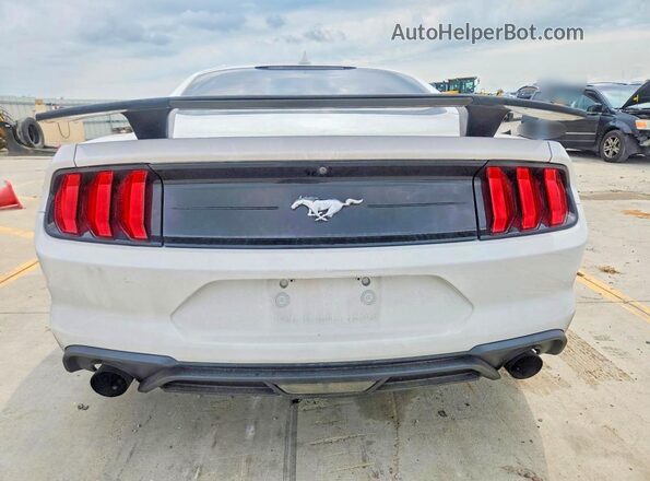 1FA6P8TH1L5168927 2020 FORD MUSTANG White Вид ззаду