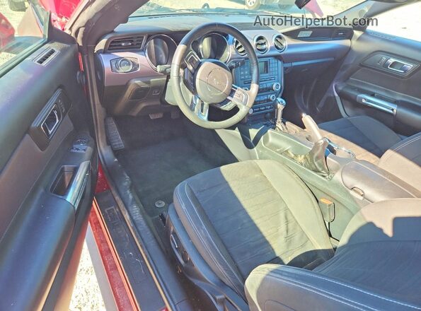 1FA6P8TH2G5321787 2016 FORD MUSTANG Красный Вид панели приборов