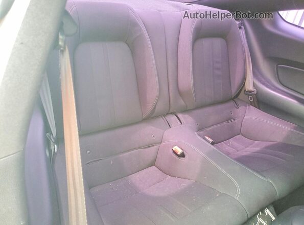 1FA6P8TH2L5103696 2020 FORD MUSTANG White Vista de los asientos traseros