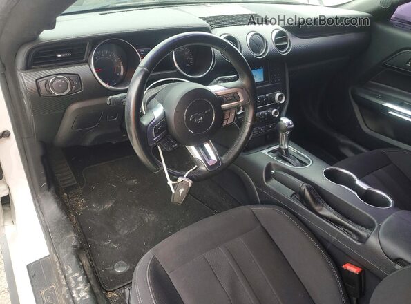 1FA6P8TH2L5103696 2020 FORD MUSTANG White Vista del salpicadero