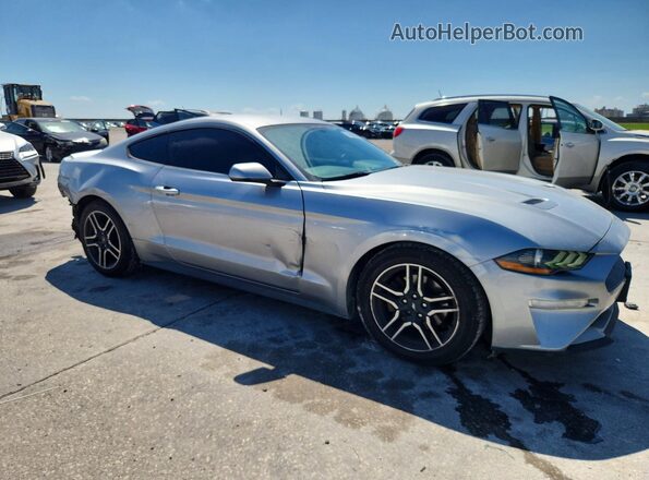 1FA6P8TH2L5126184 2020 FORD MUSTANG Серебряный Передняя правая четверть