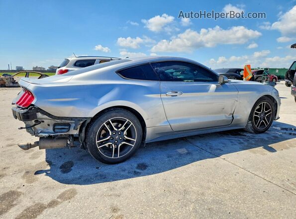 1FA6P8TH2L5126184 2020 FORD MUSTANG Серебряный Задняя правая четверть