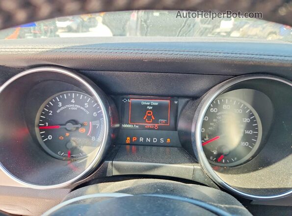 1FA6P8TH2L5126184 2020 FORD MUSTANG Серебряный Вид щитка приборов