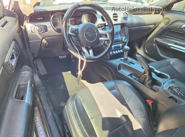 1FA6P8TH2L5126184 2020 FORD MUSTANG Серебряный Вид панели приборов