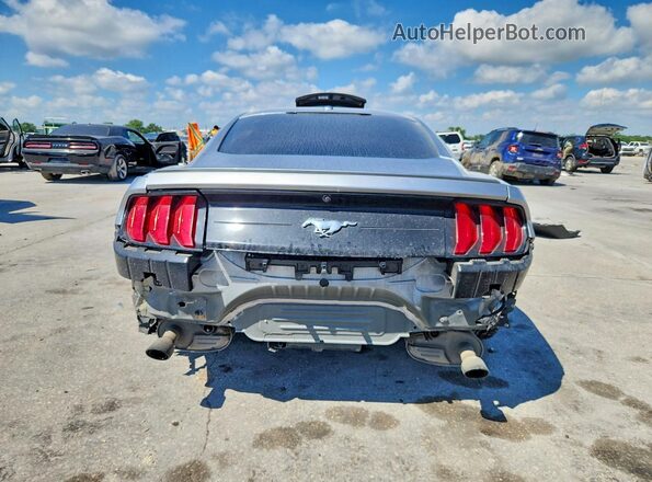 1FA6P8TH2L5126184 2020 FORD MUSTANG Серебряный Вид сзади