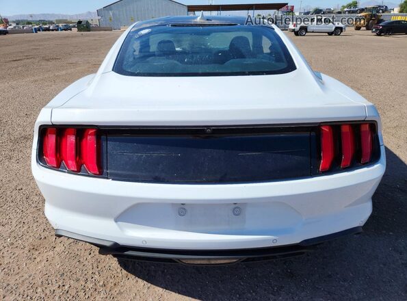 1FA6P8TH2M5156349 2021 FORD MUSTANG White Widok z tyłu
