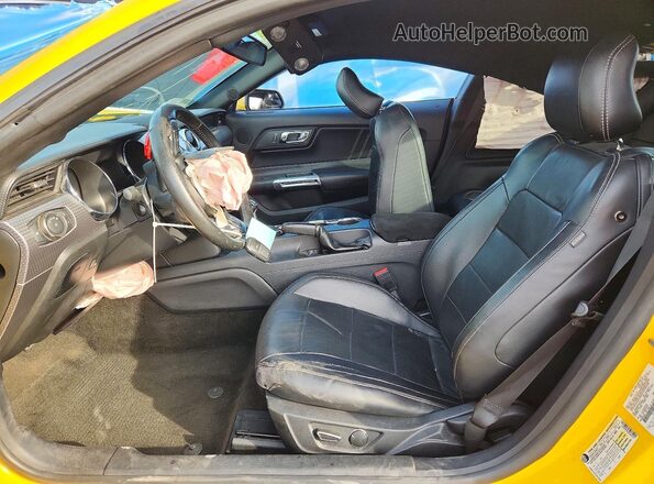 1FA6P8TH3G5265715 2016 FORD MUSTANG Yellow წინა სალონის ხედი