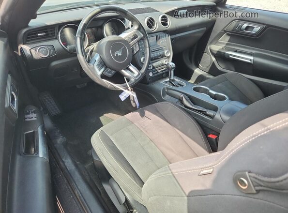 1FA6P8TH3J5120889 2018 FORD MUSTANG Серый Вид панели приборов