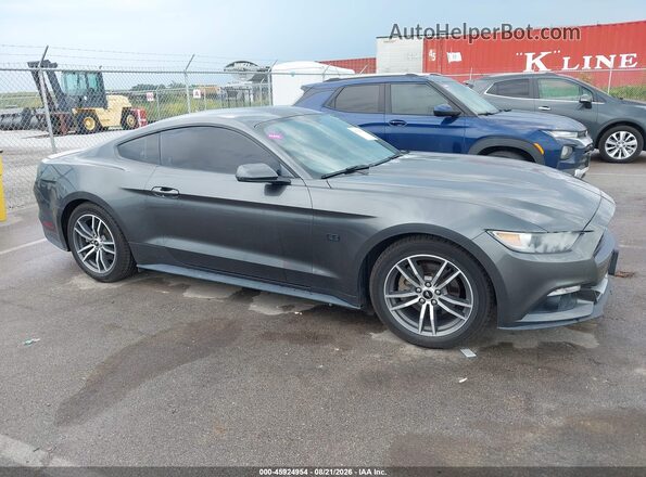1FA6P8TH4G5227152 2016 FORD MUSTANG Gray Rear interior view