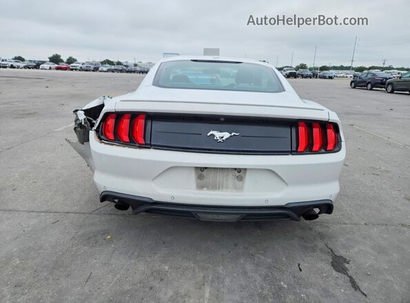 1FA6P8TH4J5107004 2018 FORD MUSTANG White Widok z tyłu