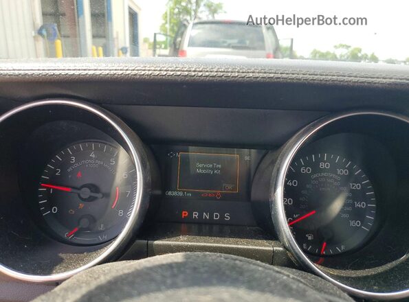 1FA6P8TH4J5137409 2018 FORD MUSTANG Red Widok zestawu wskaźników