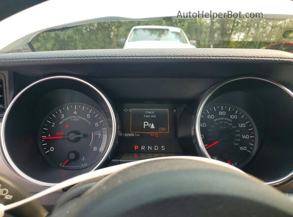 1FA6P8TH4J5145218 2018 FORD MUSTANG White Vista del cuadro de instrumentos