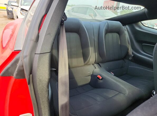 1FA6P8TH4L5118085 2020 FORD MUSTANG Red Vista de los asientos traseros