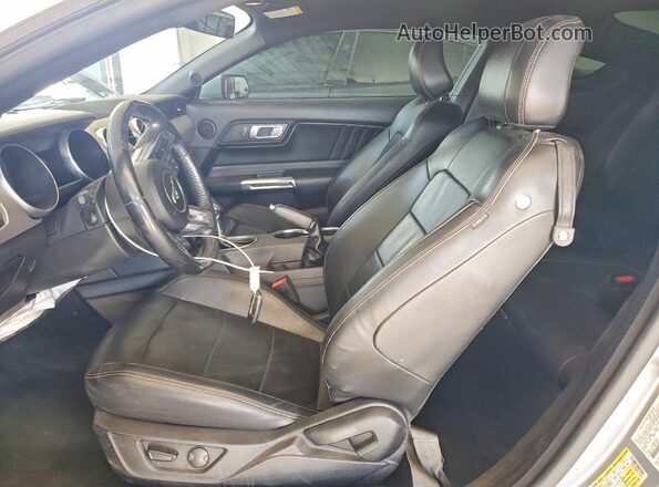 1FA6P8TH4N5100284 2022 FORD MUSTANG Silver Widok wnętrza z przodu