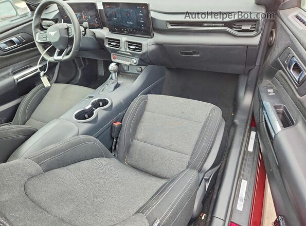 1FA6P8TH4S5104489 2025 FORD MUSTANG Red Vista del salpicadero