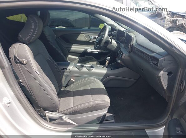 1FA6P8TH4S5118117 2025 FORD MUSTANG Silver Front interior view