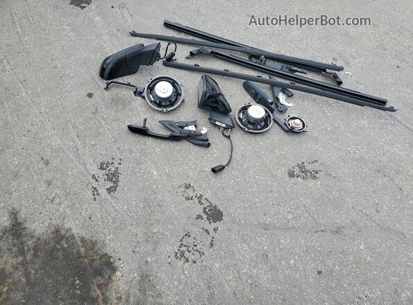 1FA6P8TH5S5110110 2025 FORD MUSTANG Black Widok komory silnika