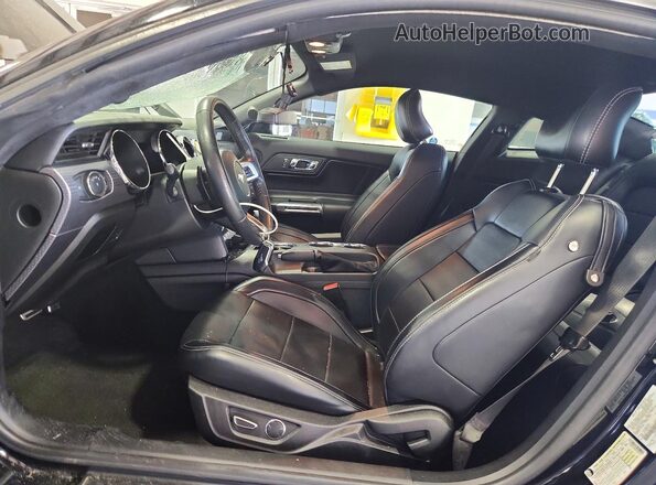 1FA6P8TH6H5249770 2017 FORD MUSTANG Black Вид салону спереду