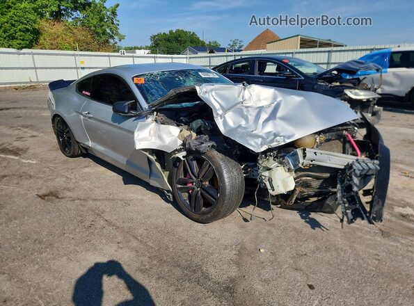 1FA6P8TH7G269069 2016 FORD MUSTANG Silver Przód prawy