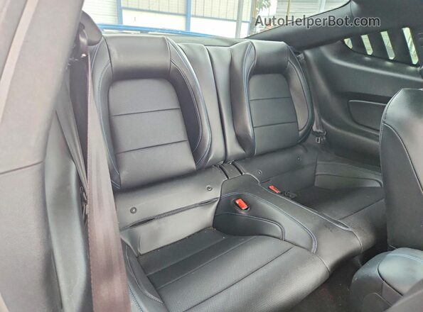 1FA6P8TH7K5112733 2019 FORD MUSTANG Blue Widok tylnych siedzeń