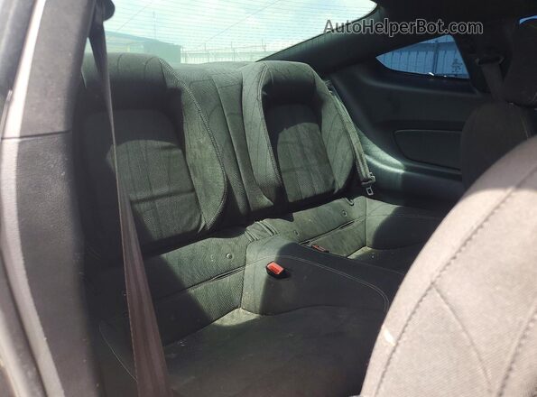 1FA6P8TH8J5104087 2018 FORD MUSTANG Gray Widok tylnych siedzeń