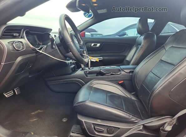 1FA6P8TH8M5113909 2021 FORD MUSTANG Red Front interior view