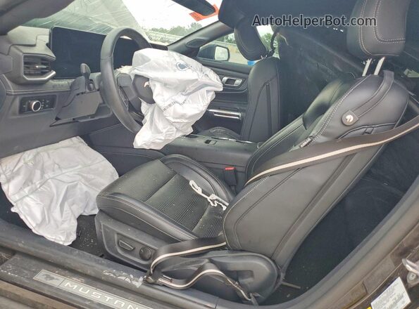 1FA6P8TH8R5118924 2024 FORD MUSTANG Черный Вид салона спереди