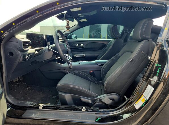 1FA6P8TH8R5138686 2024 FORD MUSTANG Black Vista interior delantera