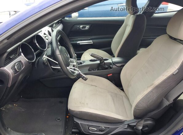 1FA6P8THXG5312285 2016 FORD MUSTANG Blue Widok wnętrza z przodu