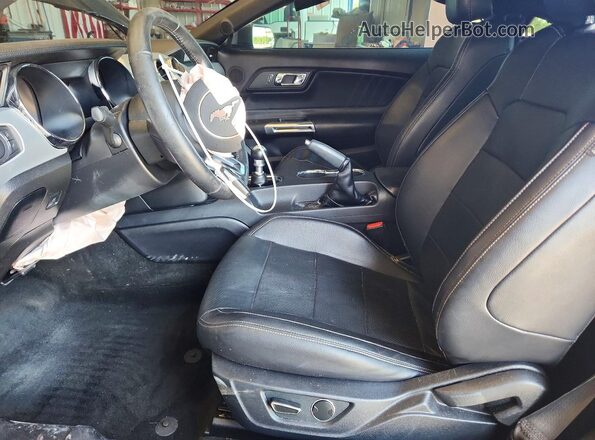 1FA6P8THXG5312335 2016 FORD MUSTANG Black წინა სალონის ხედი