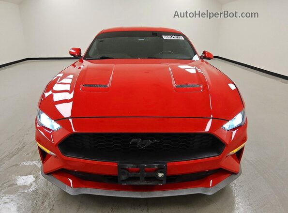 1FA6P8THXL5176024 2020 FORD MUSTANG Red Widok z przodu