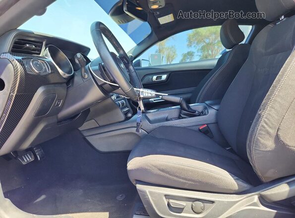 1FA6P8THXM5102927 2021 FORD MUSTANG Purple Front interior view