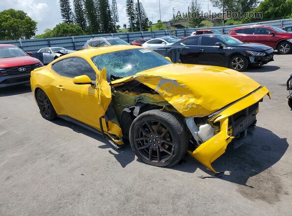 1FA6P8THXR5135420 2024 FORD MUSTANG Yellow Передня права чверть