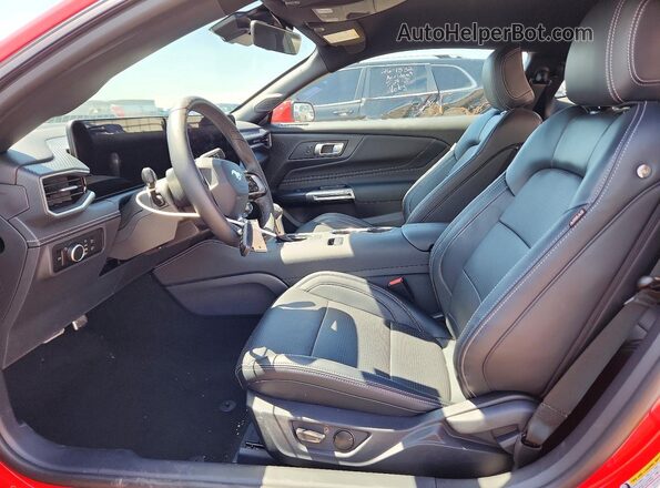 1FA6P8THXT5102263 2026 FORD MUSTANG Red Front interior view