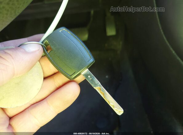 1FADP3E21HL259301 2017 FORD FOCUS Silver წინა პანელის ხედი