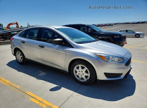 1FADP3E21JL223114 2018 FORD FOCUS Серебряный Передняя правая четверть