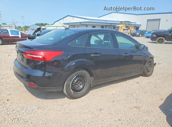 1FADP3E22JL213983 2018 FORD FOCUS Черный Задняя правая четверть